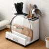 Range-couverts et porte-couteaux de cuisine