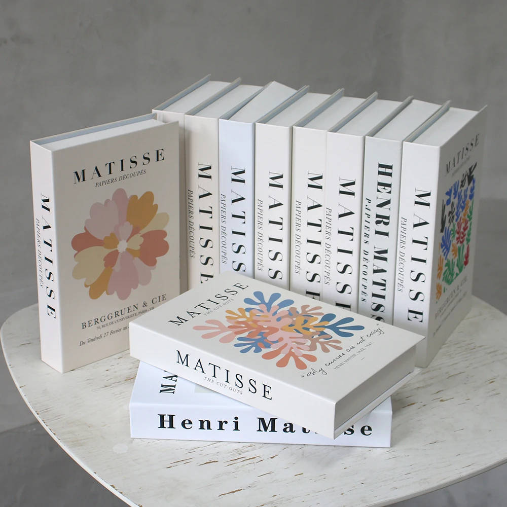 Luxury Fake Books Home Decoration Accessories for Living Room Fashion Fake Book Storage Box Simple Nordic Coffee Table Books