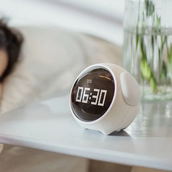 Réveil Veilleuse LED avec Fonction Snooze