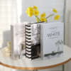 Livre décoratif avec rangement caché